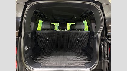Defender 110 11