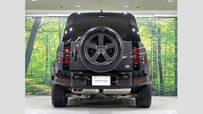 Defender 110 5