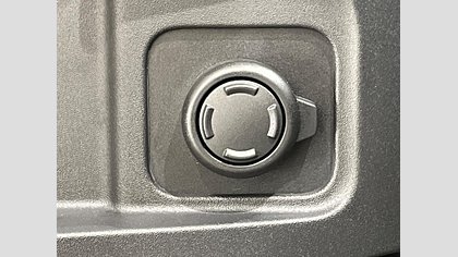 Defender 110 61