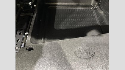 Defender 110 28