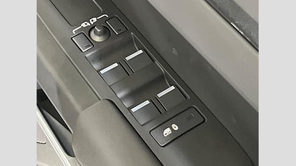 Defender 110 38