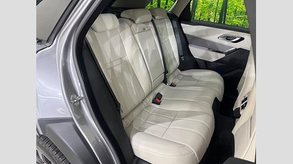 Range Rover Velar 14