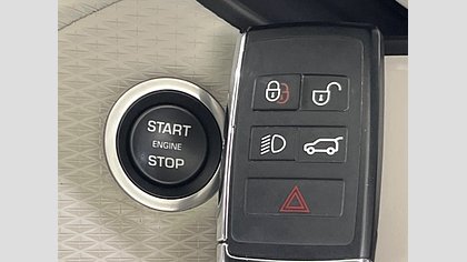 Range Rover Velar 39