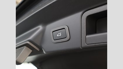 Range Rover Velar 40