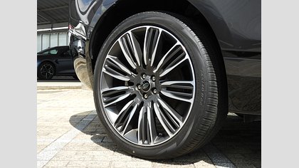 Range Rover Velar 18