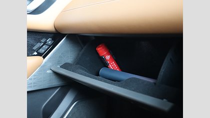 Range Rover Velar 64