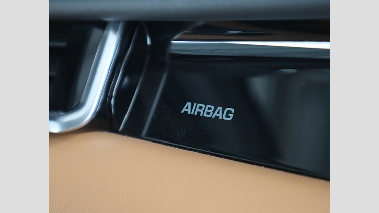 2021 認定中古車 Land Rover Range Rover Velar カルパチアングレイ D200 AWD（オートマチック） MHEV R-DYNAMIC S