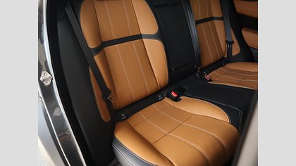 Range Rover Velar 35