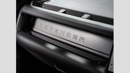 Defender 110 64