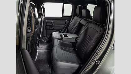 Defender 110 79