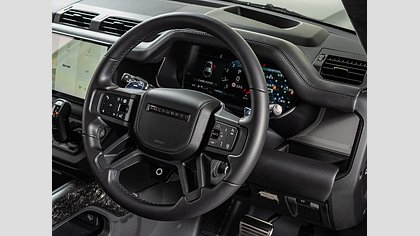 Defender 110 34
