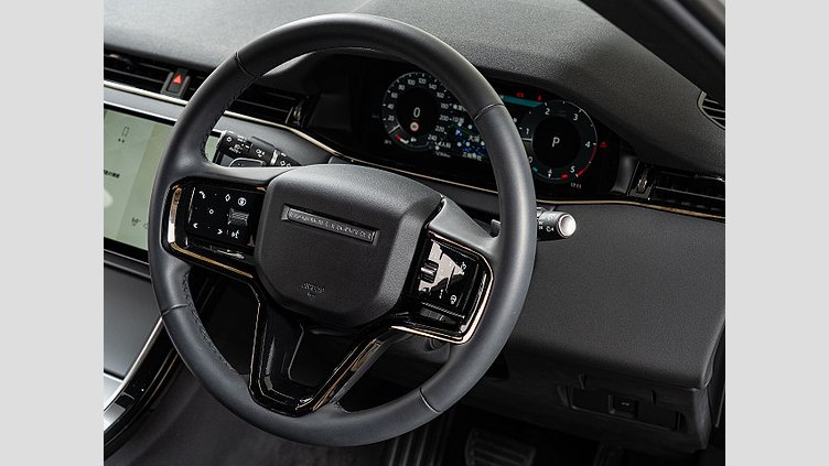 2024 認定中古車 Land Rover Range Rover Evoque フジホワイト D200マイルドハイブリッド（ディーゼル） Standard Wheelbase S