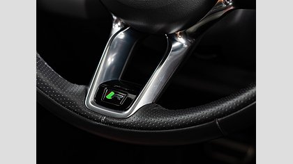 E-Pace 35