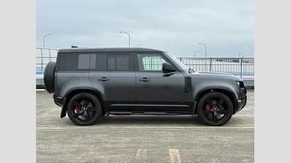 Defender 110 3