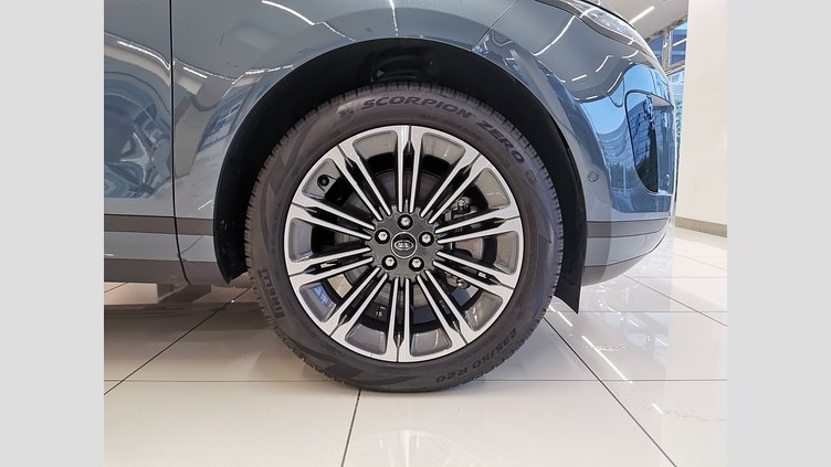 2024 認定中古車 Land Rover Range Rover Evoque トライベッカブルー D200マイルドハイブリッド（ディーゼル） Standard Wheelbase S