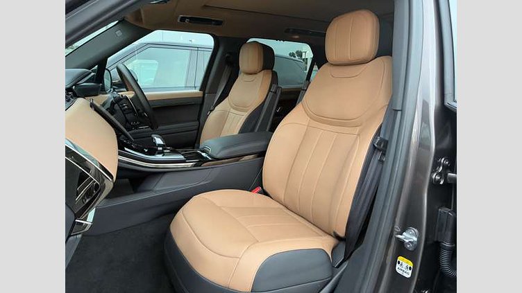 2024 認定中古車 Land Rover Range Rover Sport シャラントグレイ P550eプラグインハイブリッド（ガソリン） スタンダードホイールベース Autobiography