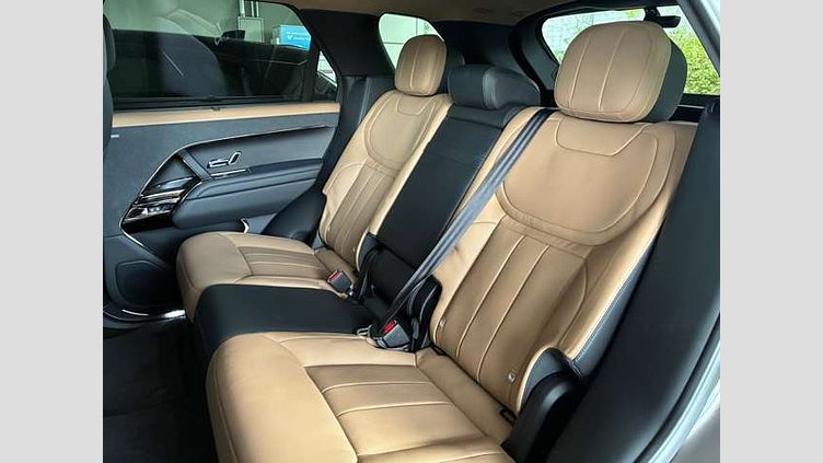 2024 認定中古車 Land Rover Range Rover Sport シャラントグレイ P550eプラグインハイブリッド（ガソリン） スタンダードホイールベース Autobiography