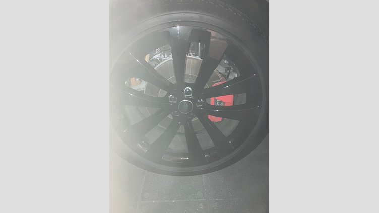 2025 認定中古車 Land Rover Range Rover Sport カルパチアングレイ P550eプラグインハイブリッド（ガソリン） スタンダードホイールベース Dynamic SE