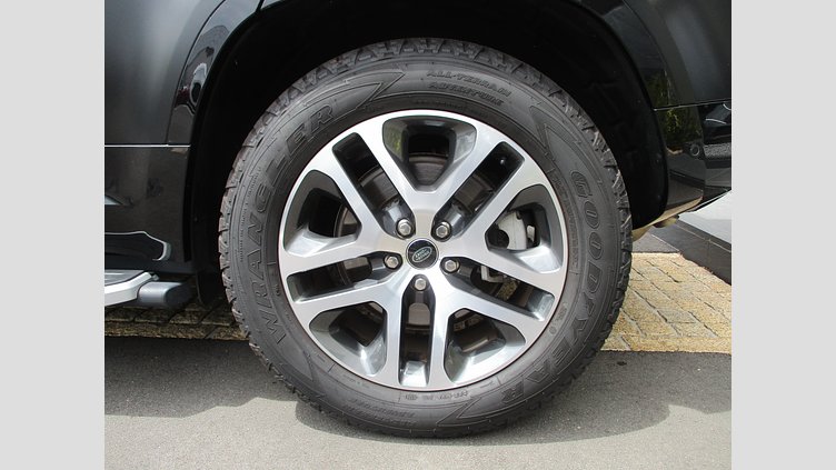 2023 認定中古車 Land Rover Defender 110 アイガーグレイ D300 AWD（AT） X-DYNAMIC SE
