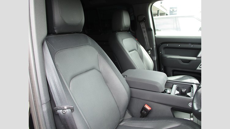2023 認定中古車 Land Rover Defender 110 アイガーグレイ D300 AWD（AT） X-DYNAMIC SE