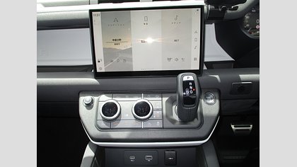 Defender 110 38