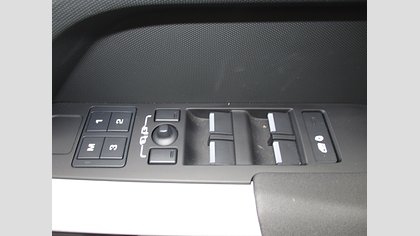 Defender 110 48
