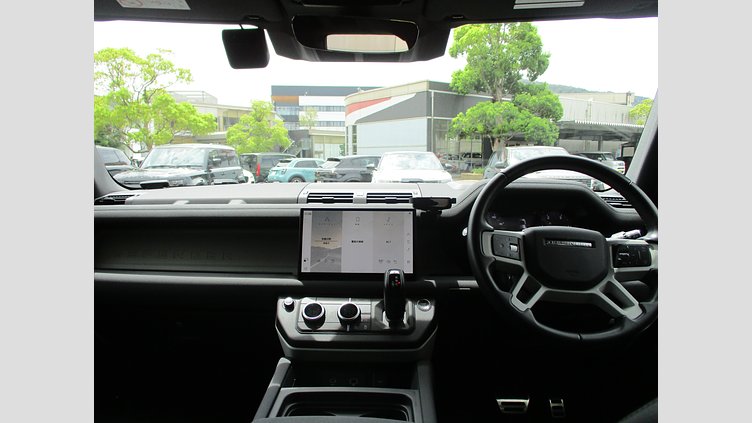2023 認定中古車 Land Rover Defender 110 アイガーグレイ D300 AWD（AT） X-DYNAMIC SE
