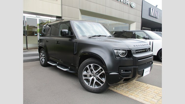 2023 認定中古車 Land Rover Defender 110 アイガーグレイ D300 AWD（AT） X-DYNAMIC SE