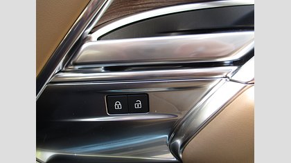 Range Rover 37