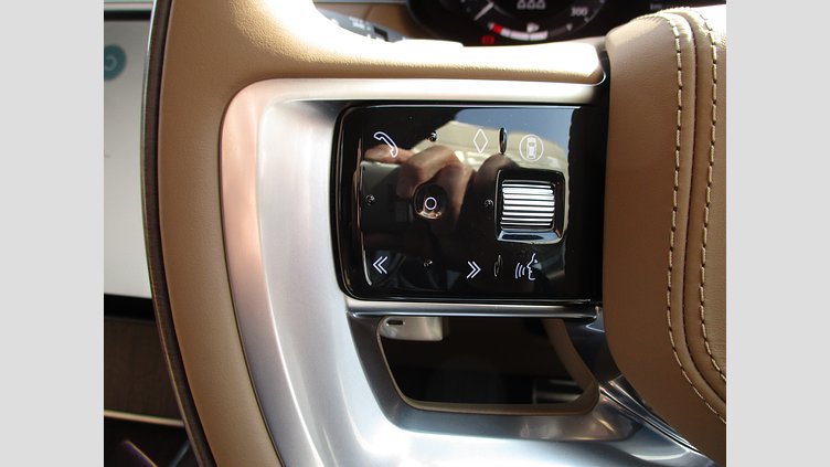 2024 認定中古車 Land Rover Range Rover サントリーニブラック P530 AWD（AT） スタンダードホイールベース Autobiography