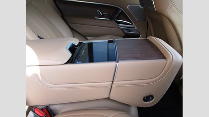Range Rover 17