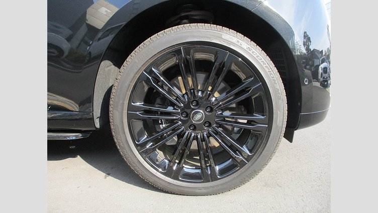 2024 認定中古車 Land Rover Range Rover サントリーニブラック P530 AWD（AT） スタンダードホイールベース Autobiography