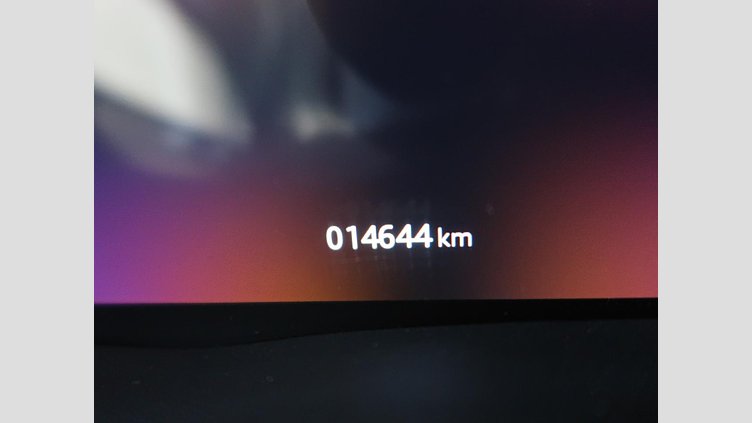 2019 認定中古車 Jaguar XE Eiger Grey 2.0 litre i4D Diesel S