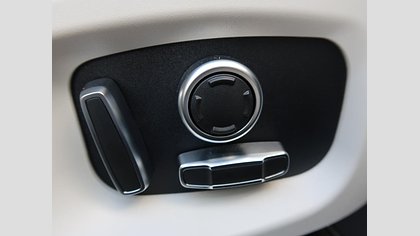 XE 33