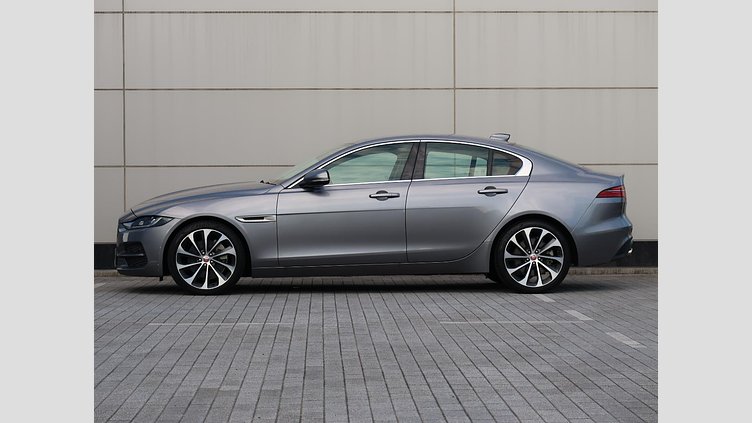 2019 認定中古車 Jaguar XE Eiger Grey 2.0 litre i4D Diesel S