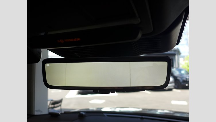 2024 認定中古車 Land Rover Range Rover Evoque フジホワイト P200（ガソリン） スタンダードホイールベース S