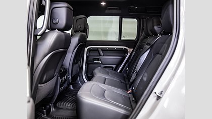 Defender 110 10