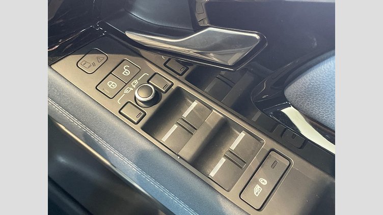 2019 認定中古車 Land Rover Range Rover Evoque ユーロンホワイト P200 SE