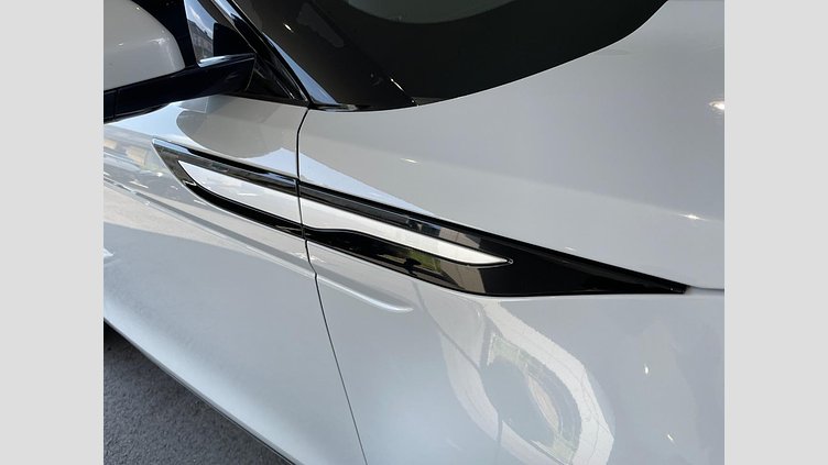 2019 認定中古車 Land Rover Range Rover Evoque ユーロンホワイト P200 SE