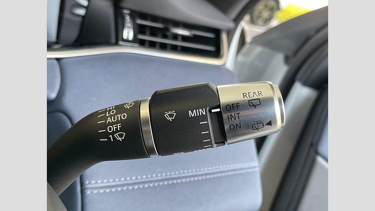 2019 認定中古車 Land Rover Range Rover Evoque ユーロンホワイト P200 SE