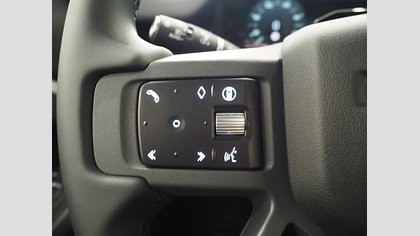 Defender 110 7