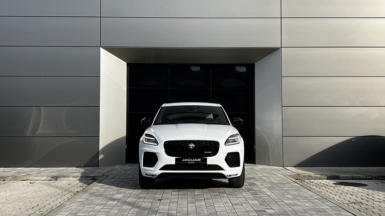 2023 SKLADOVÉ VOZIDLÁ Jaguar E-Pace Fuji White D200 MHEV Dynamic SE