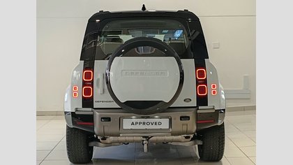 Defender 110 5