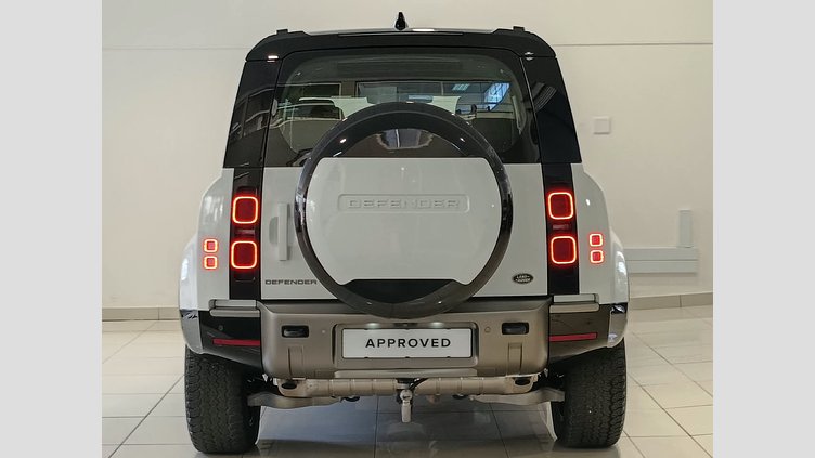 2023 Approved Land Rover Defender 110 Fuji White AWD 300PS X-Dynamic SE