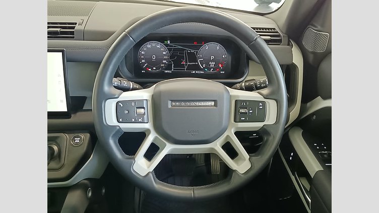 2023 Approved Land Rover Defender 110 Fuji White AWD 300PS X-Dynamic SE
