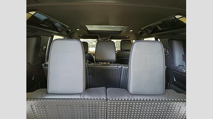Defender 110 8
