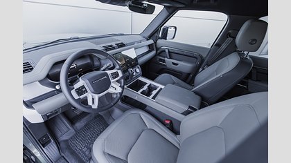 Defender 110 4