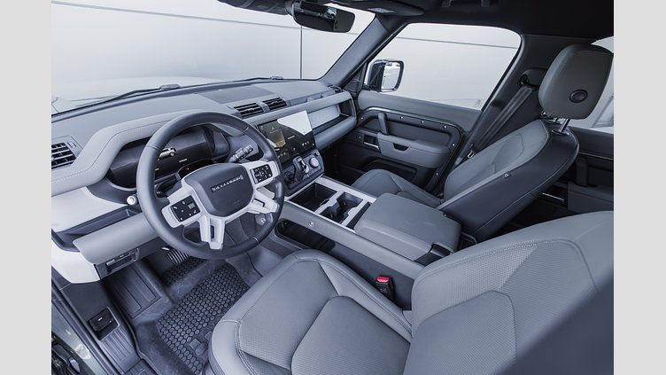 2026 Вживаний Land Rover Defender 110 Woolstone Green Дизель D250 MHEV S