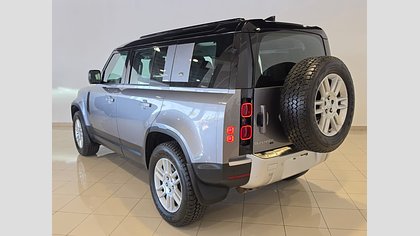 Defender 110 3