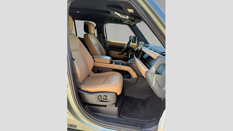 2025 Approved Land Rover Defender 110 Pangea Green 3.0 litre i6D​ X-Dynamic SE 249PS Auto